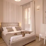 Royal Corso Vendégház 4*