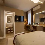 Royal Corso Vendégház 4*